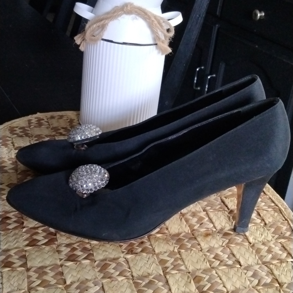 YVES SAINT LAURENT HEELS